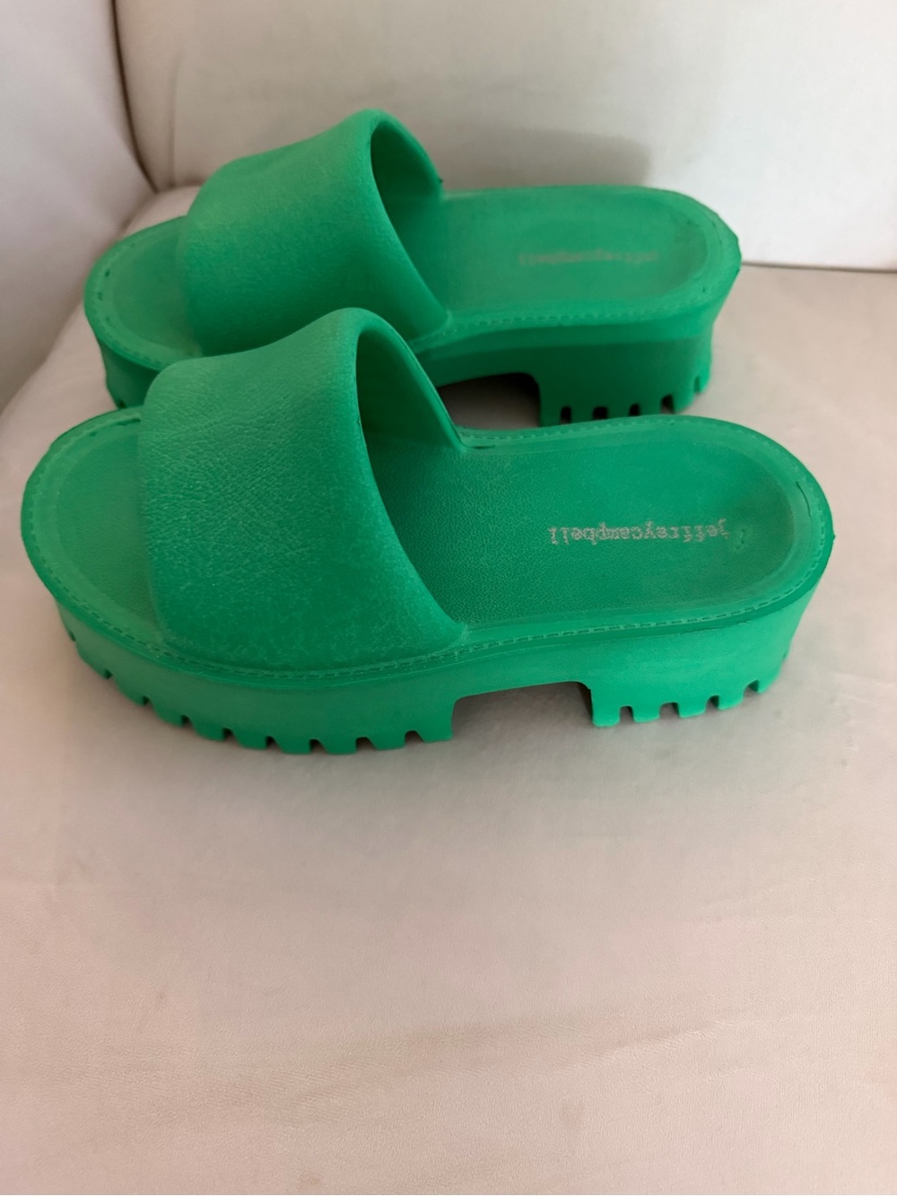 NWOT Jeffrey Campbell Chunky Green Platform Slide Sandals Size 6